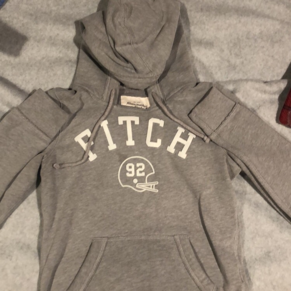 A very cute fashionable sweatshirt!